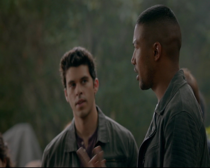 vampirediariesworld-dot-nl_TheOriginals5x02WrongTurnOnBourbon03133.jpg