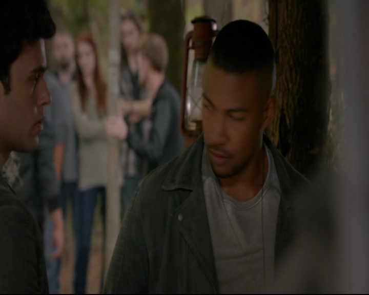 vampirediariesworld-dot-nl_TheOriginals5x02WrongTurnOnBourbon03286.jpg