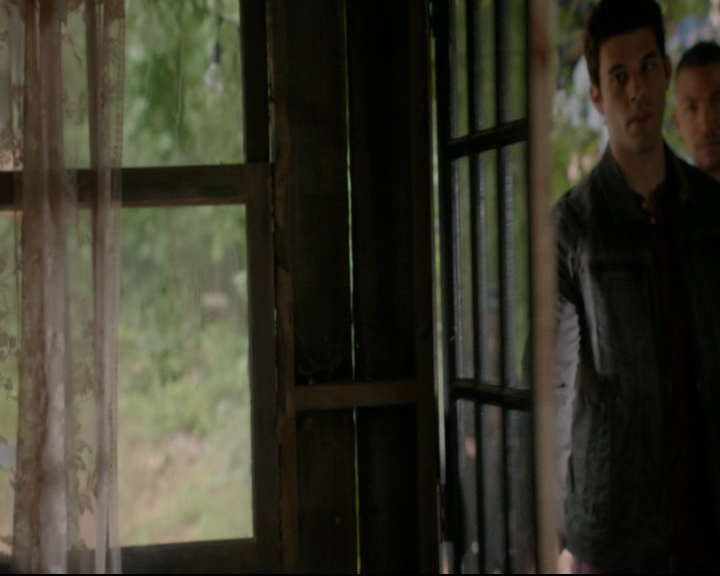 vampirediariesworld-dot-nl_TheOriginals5x02WrongTurnOnBourbon03297.jpg