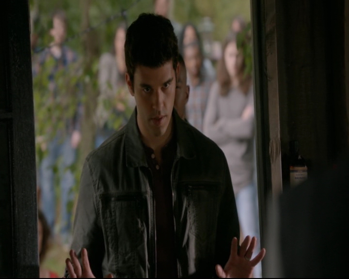 vampirediariesworld-dot-nl_TheOriginals5x02WrongTurnOnBourbon03300.jpg