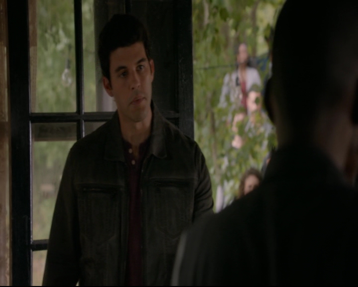 vampirediariesworld-dot-nl_TheOriginals5x02WrongTurnOnBourbon03316.jpg