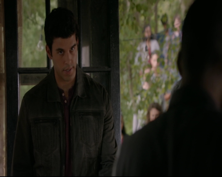 vampirediariesworld-dot-nl_TheOriginals5x02WrongTurnOnBourbon03321.jpg