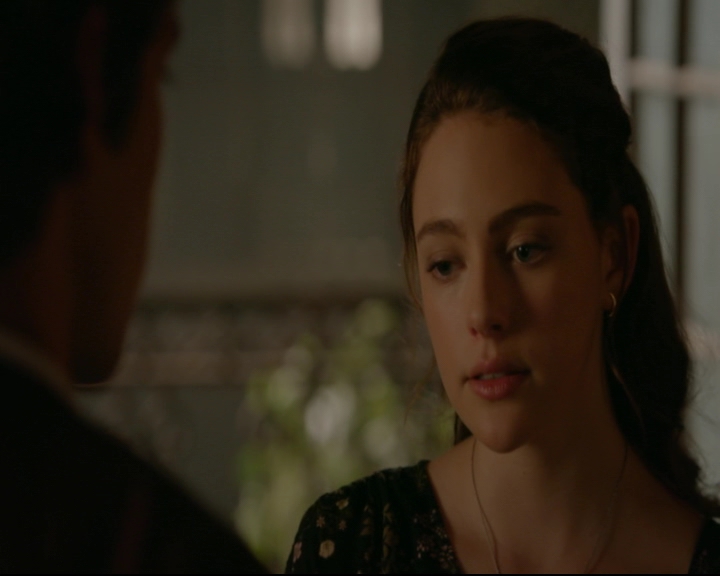 vampirediariesworld-dot-nl_TheOriginals5x02WrongTurnOnBourbon03476.jpg