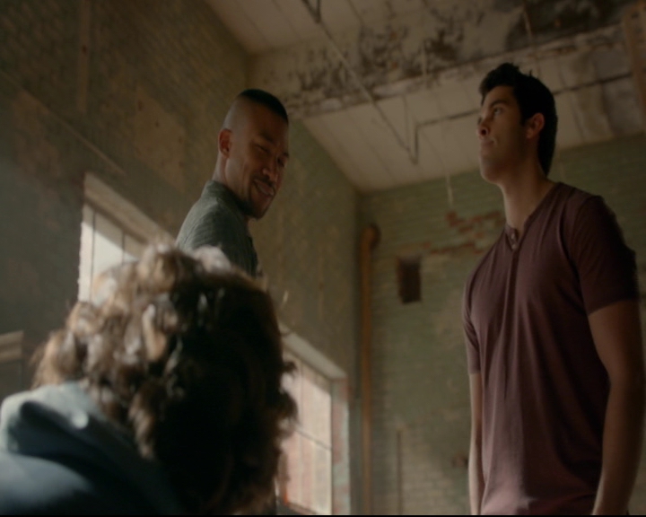 vampirediariesworld-dot-nl_TheOriginals5x02WrongTurnOnBourbon03512.jpg