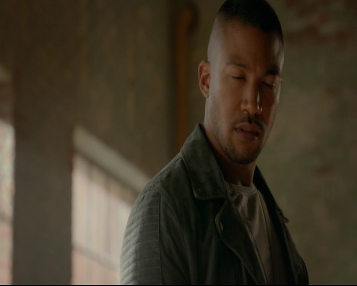 vampirediariesworld-dot-nl_TheOriginals5x02WrongTurnOnBourbon03525.jpg