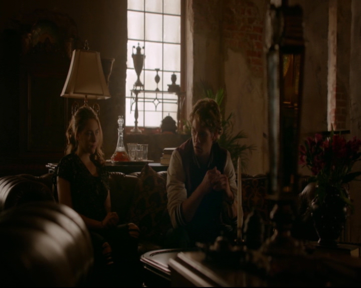 vampirediariesworld-dot-nl_TheOriginals5x02WrongTurnOnBourbon03536.jpg