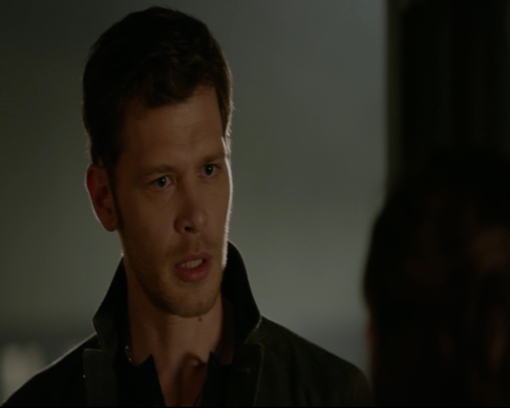 vampirediariesworld-dot-nl_TheOriginals5x02WrongTurnOnBourbon03577.jpg