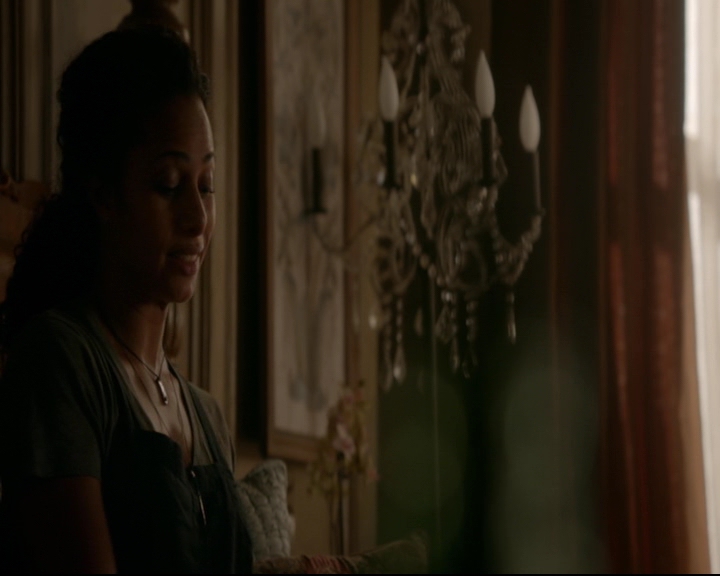 vampirediariesworld-dot-nl_TheOriginals5x02WrongTurnOnBourbon03738.jpg