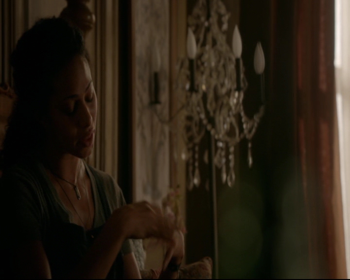 vampirediariesworld-dot-nl_TheOriginals5x02WrongTurnOnBourbon03740.jpg