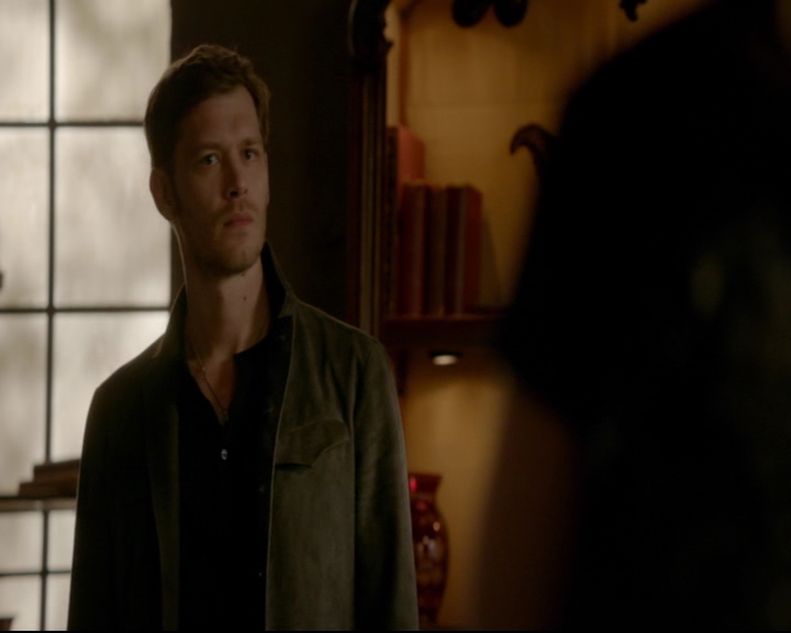 vampirediariesworld-dot-nl_TheOriginals5x02WrongTurnOnBourbon03785.jpg