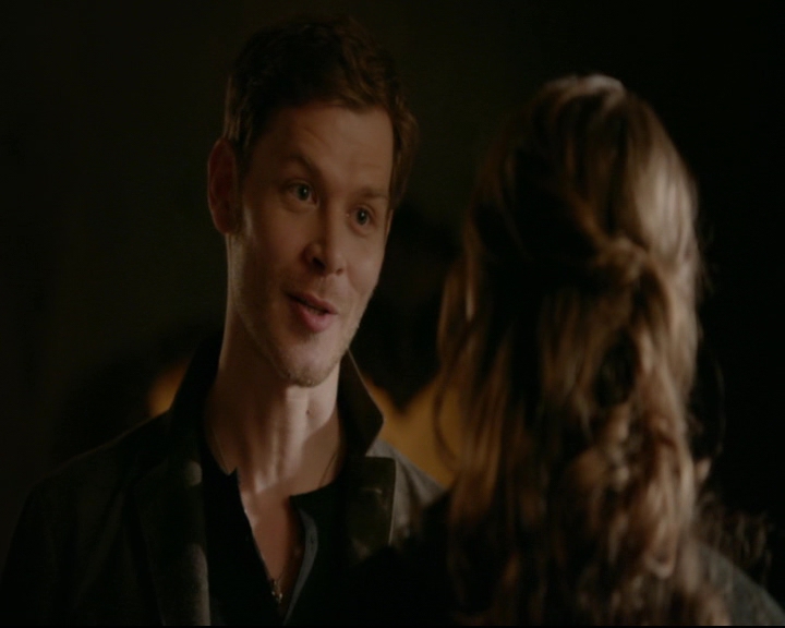 vampirediariesworld-dot-nl_TheOriginals5x02WrongTurnOnBourbon03803.jpg