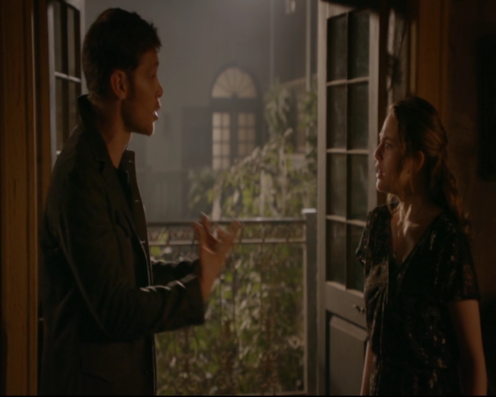 vampirediariesworld-dot-nl_TheOriginals5x02WrongTurnOnBourbon03812.jpg