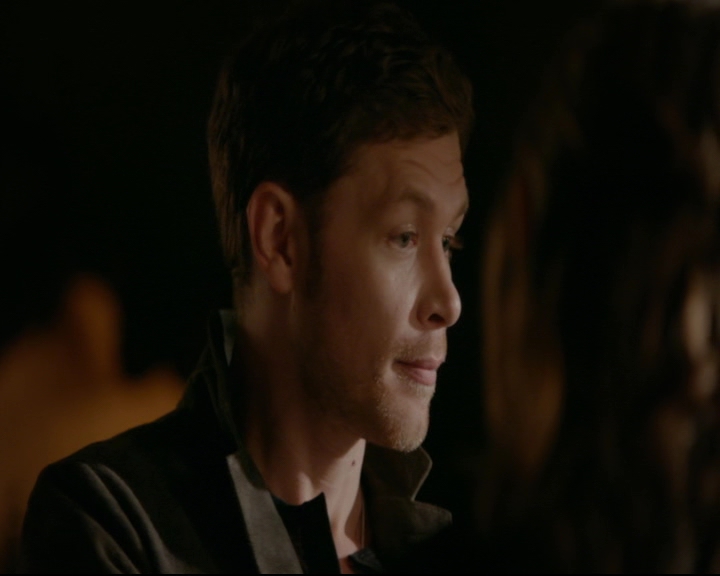 vampirediariesworld-dot-nl_TheOriginals5x02WrongTurnOnBourbon03814.jpg