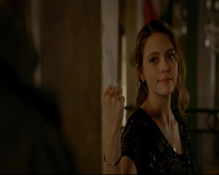 vampirediariesworld-dot-nl_TheOriginals5x02WrongTurnOnBourbon03825.jpg