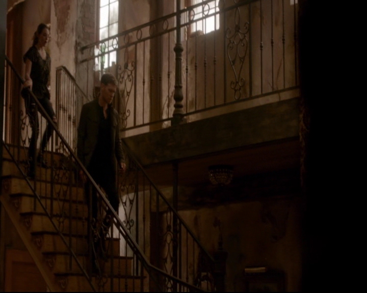 vampirediariesworld-dot-nl_TheOriginals5x02WrongTurnOnBourbon03887.jpg