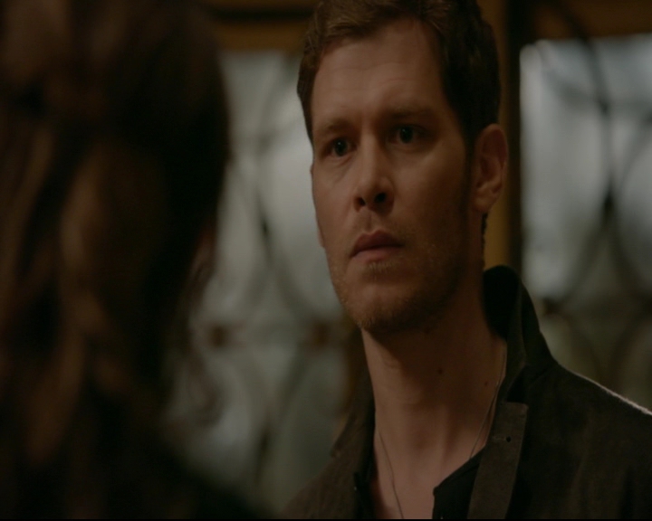 vampirediariesworld-dot-nl_TheOriginals5x02WrongTurnOnBourbon03910.jpg