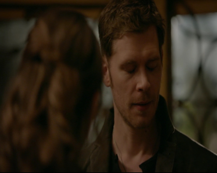 vampirediariesworld-dot-nl_TheOriginals5x02WrongTurnOnBourbon03918.jpg