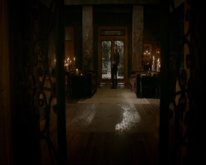 vampirediariesworld-dot-nl_TheOriginals5x02WrongTurnOnBourbon04008.jpg