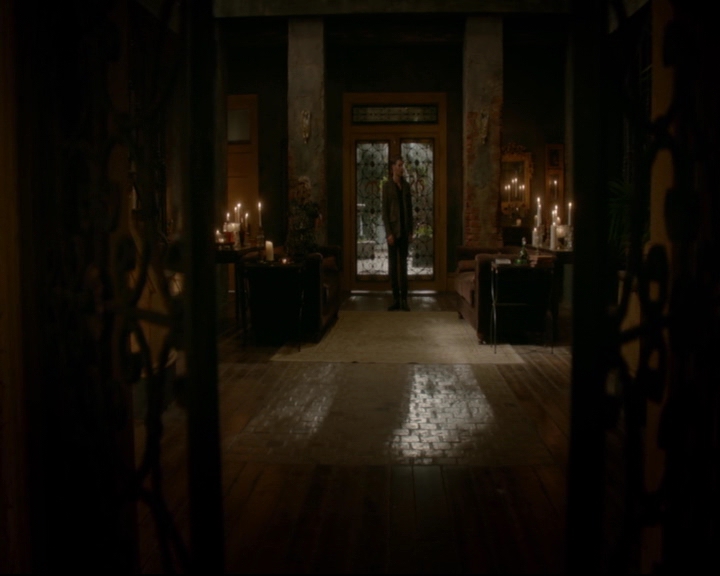 vampirediariesworld-dot-nl_TheOriginals5x02WrongTurnOnBourbon04009.jpg