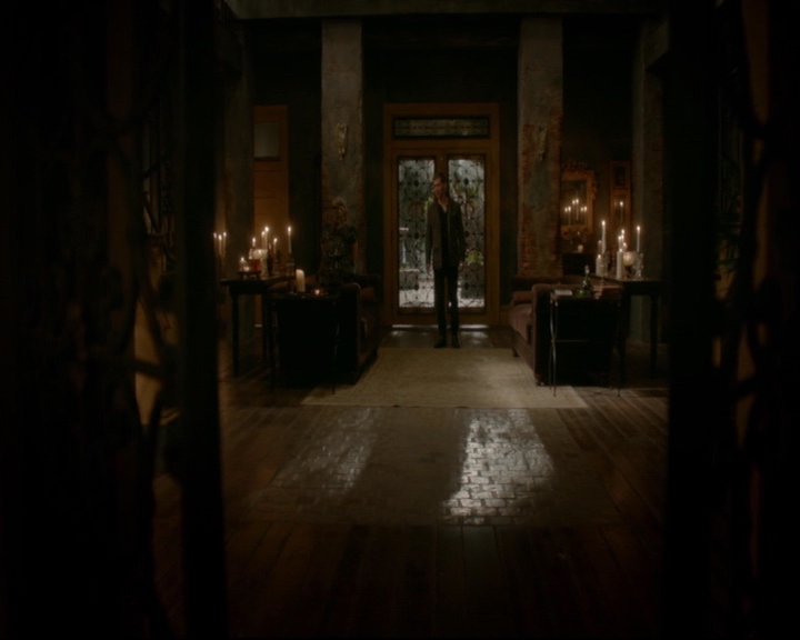 vampirediariesworld-dot-nl_TheOriginals5x02WrongTurnOnBourbon04011.jpg