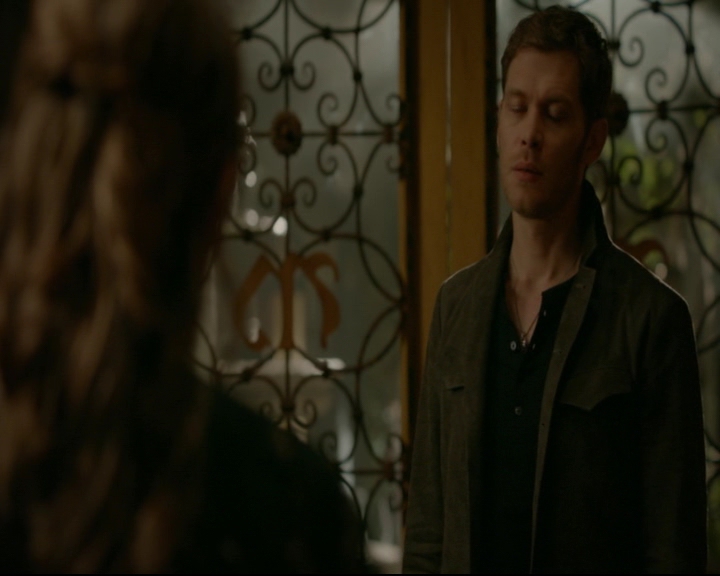 vampirediariesworld-dot-nl_TheOriginals5x02WrongTurnOnBourbon04095.jpg