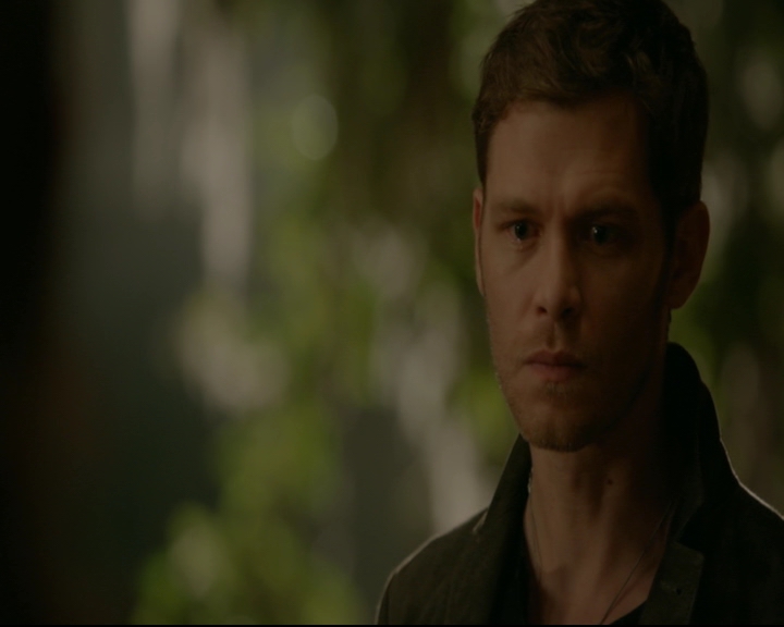 vampirediariesworld-dot-nl_TheOriginals5x02WrongTurnOnBourbon04103.jpg