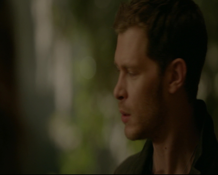 vampirediariesworld-dot-nl_TheOriginals5x02WrongTurnOnBourbon04112.jpg