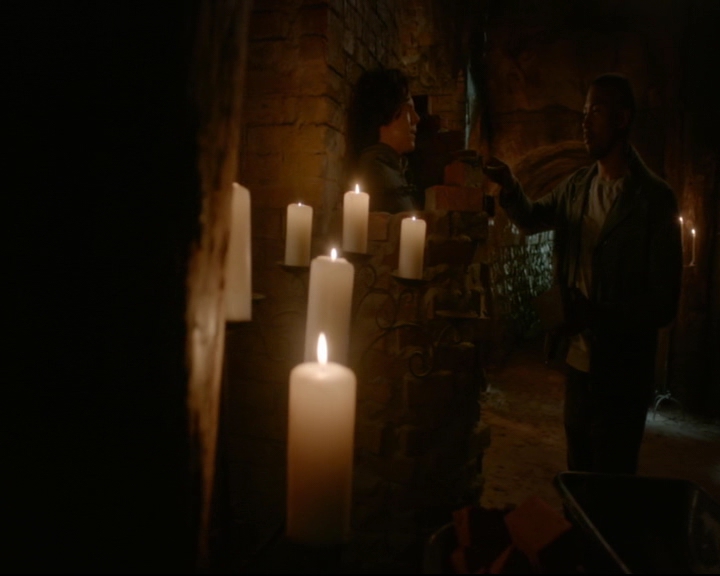 vampirediariesworld-dot-nl_TheOriginals5x02WrongTurnOnBourbon04136.jpg