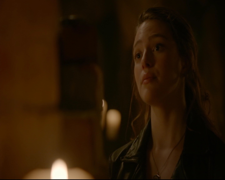 vampirediariesworld-dot-nl_TheOriginals5x02WrongTurnOnBourbon04181.jpg