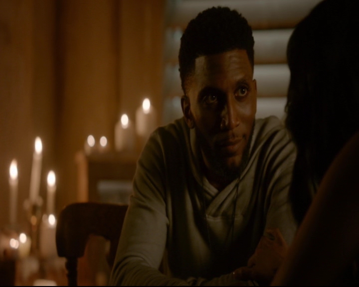 vampirediariesworld-dot-nl_TheOriginals5x02WrongTurnOnBourbon04216.jpg