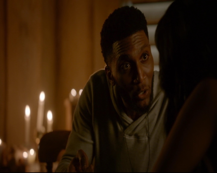 vampirediariesworld-dot-nl_TheOriginals5x02WrongTurnOnBourbon04233.jpg