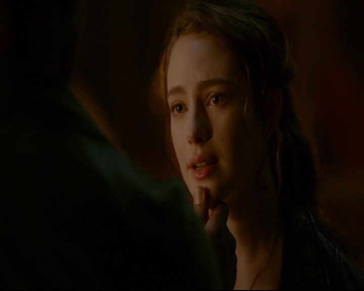 vampirediariesworld-dot-nl_TheOriginals5x02WrongTurnOnBourbon04324.jpg