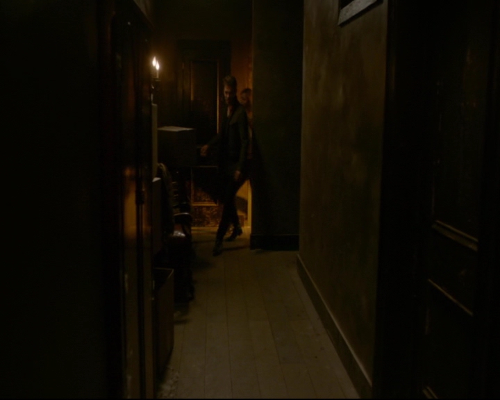 vampirediariesworld-dot-nl_TheOriginals5x02WrongTurnOnBourbon04353.jpg