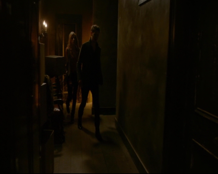 vampirediariesworld-dot-nl_TheOriginals5x02WrongTurnOnBourbon04354.jpg