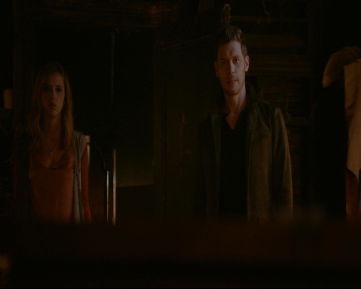 vampirediariesworld-dot-nl_TheOriginals5x02WrongTurnOnBourbon04371.jpg