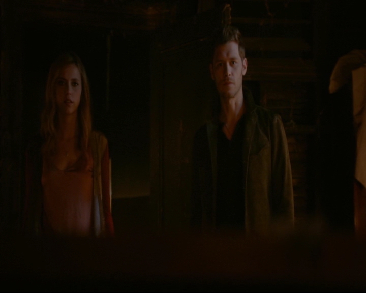 vampirediariesworld-dot-nl_TheOriginals5x02WrongTurnOnBourbon04372.jpg