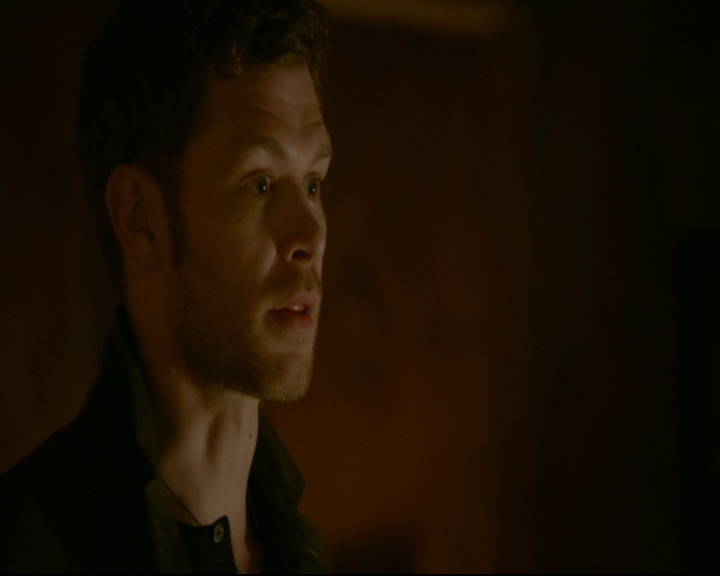 vampirediariesworld-dot-nl_TheOriginals5x02WrongTurnOnBourbon04401.jpg