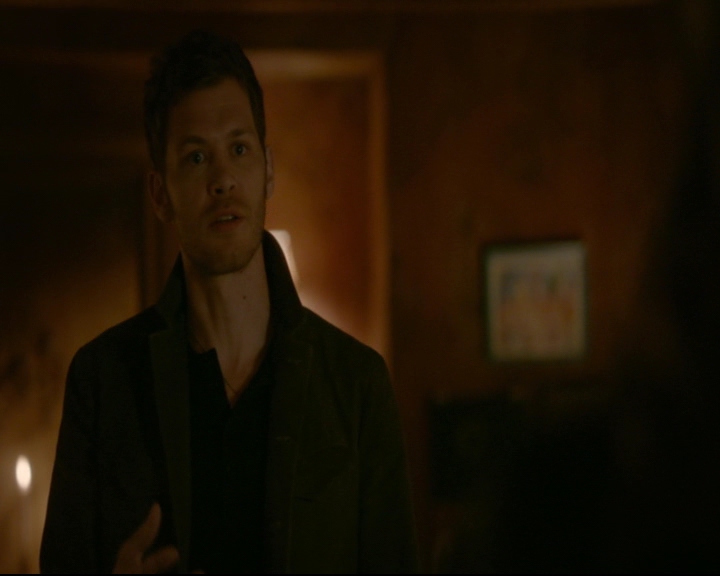 vampirediariesworld-dot-nl_TheOriginals5x02WrongTurnOnBourbon04408.jpg