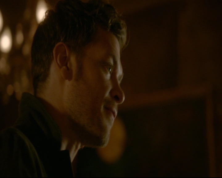 vampirediariesworld-dot-nl_TheOriginals5x02WrongTurnOnBourbon04411.jpg