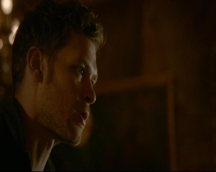 vampirediariesworld-dot-nl_TheOriginals5x02WrongTurnOnBourbon04412.jpg