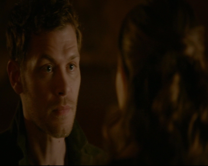 vampirediariesworld-dot-nl_TheOriginals5x02WrongTurnOnBourbon04416.jpg