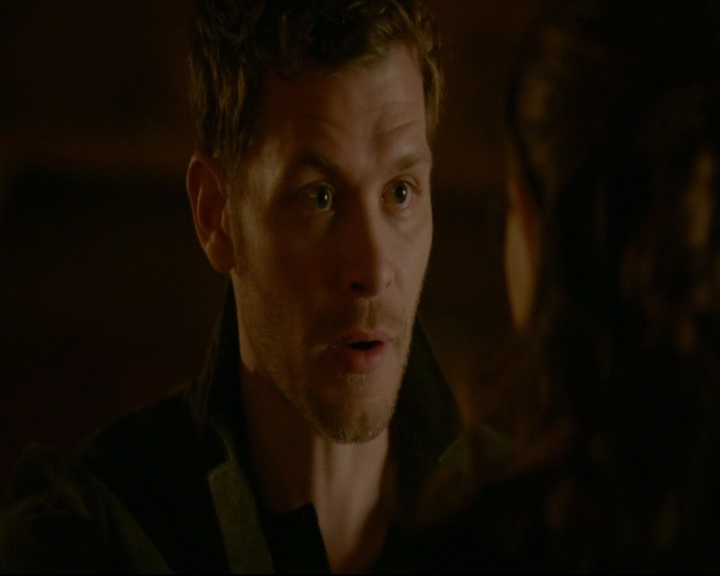 vampirediariesworld-dot-nl_TheOriginals5x02WrongTurnOnBourbon04418.jpg