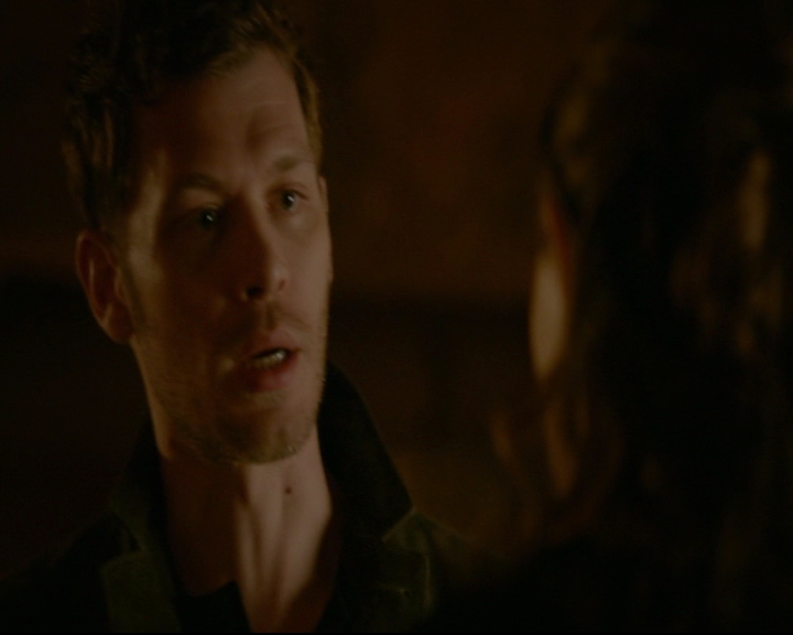 vampirediariesworld-dot-nl_TheOriginals5x02WrongTurnOnBourbon04422.jpg