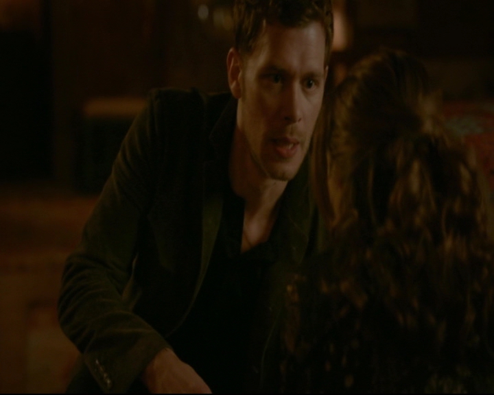 vampirediariesworld-dot-nl_TheOriginals5x02WrongTurnOnBourbon04435.jpg