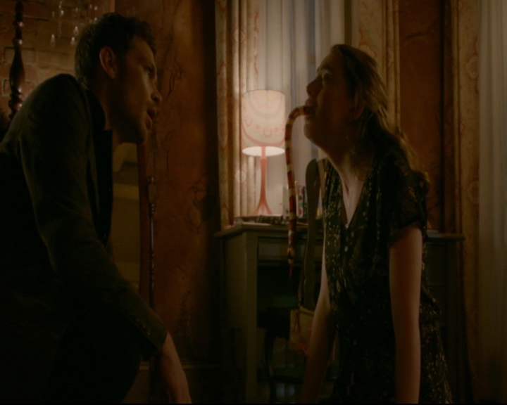 vampirediariesworld-dot-nl_TheOriginals5x02WrongTurnOnBourbon04440.jpg