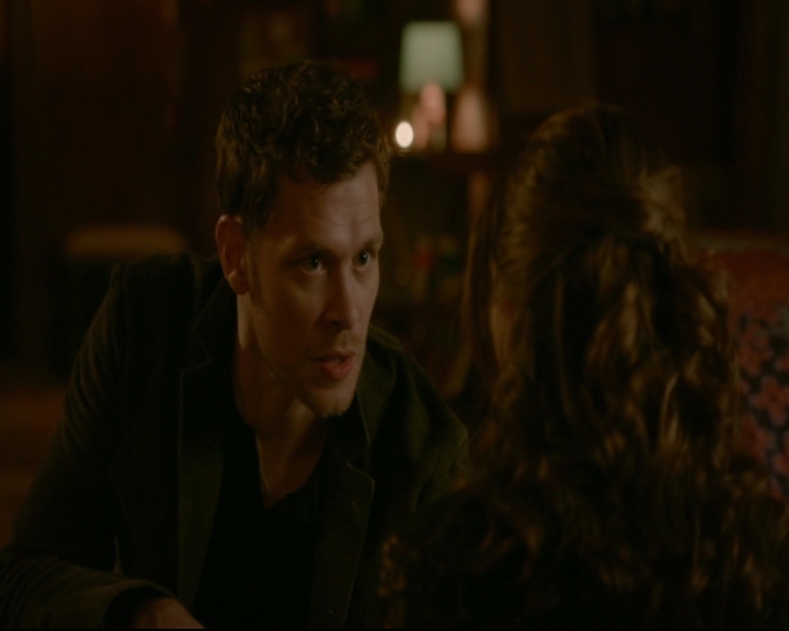 vampirediariesworld-dot-nl_TheOriginals5x02WrongTurnOnBourbon04450.jpg