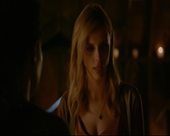 vampirediariesworld-dot-nl_TheOriginals5x02WrongTurnOnBourbon04507.jpg