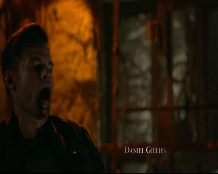 vampirediariesworld-dot-nl_TheOriginals5x03NeMeQuittePas05237.jpg