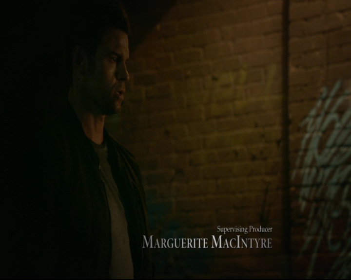 vampirediariesworld-dot-nl_TheOriginals5x03NeMeQuittePas05284.jpg