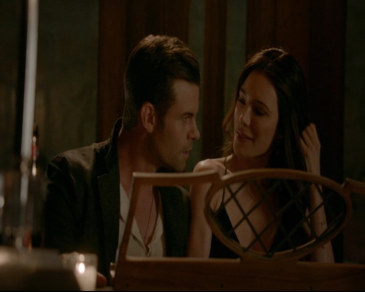 vampirediariesworld-dot-nl_TheOriginals5x03NeMeQuittePas06536.jpg